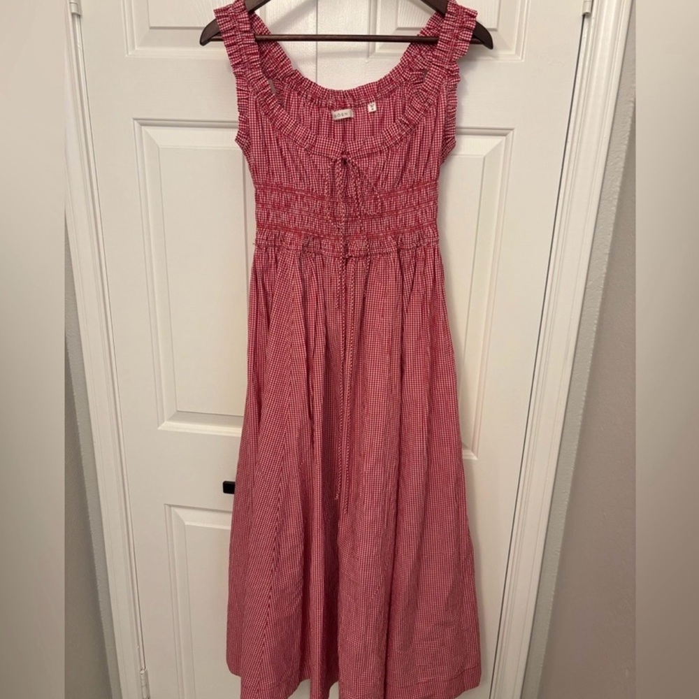 Doen Emmaretta Dress in Cerise Paris Gingham Sleeveless Smocked Midi Dress - Picture 3 of 6